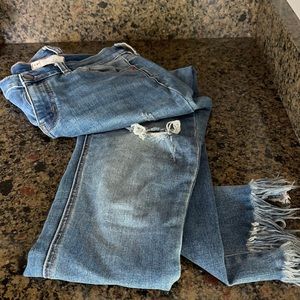 FREE PEOPLE distressed jeans